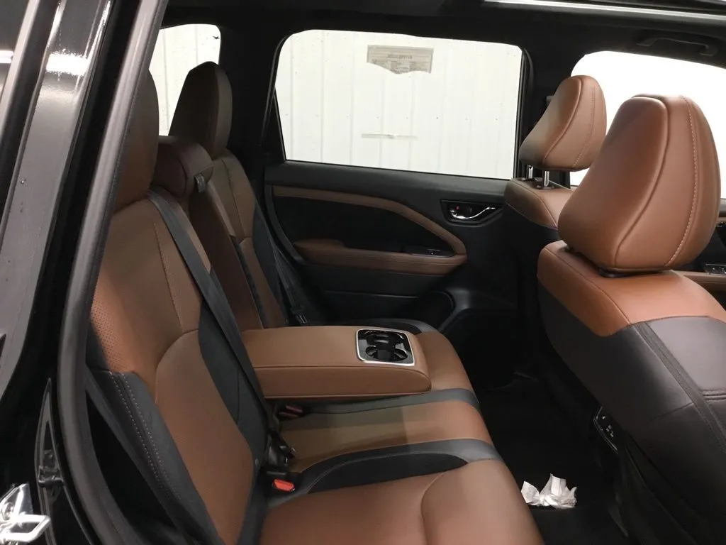 2025 Subaru Forester Touring - Photo 44