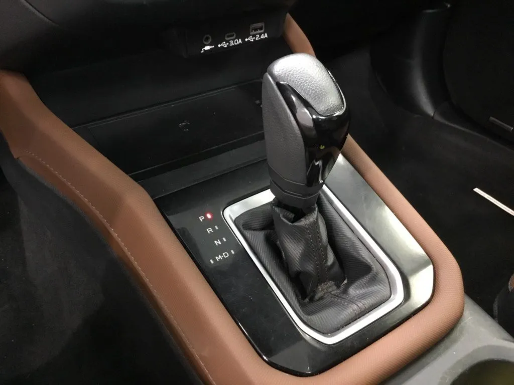 2025 Subaru Forester Touring - Photo 25