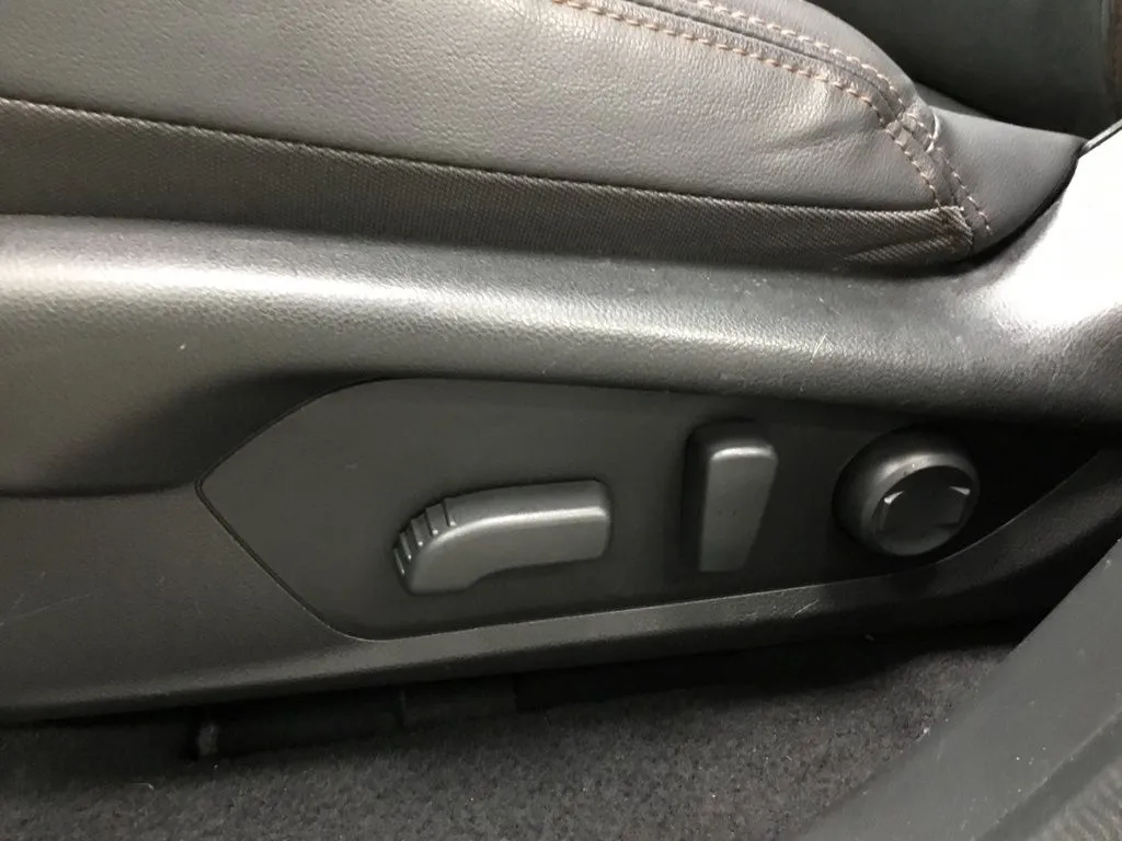 2025 Subaru Forester Touring - Photo 9