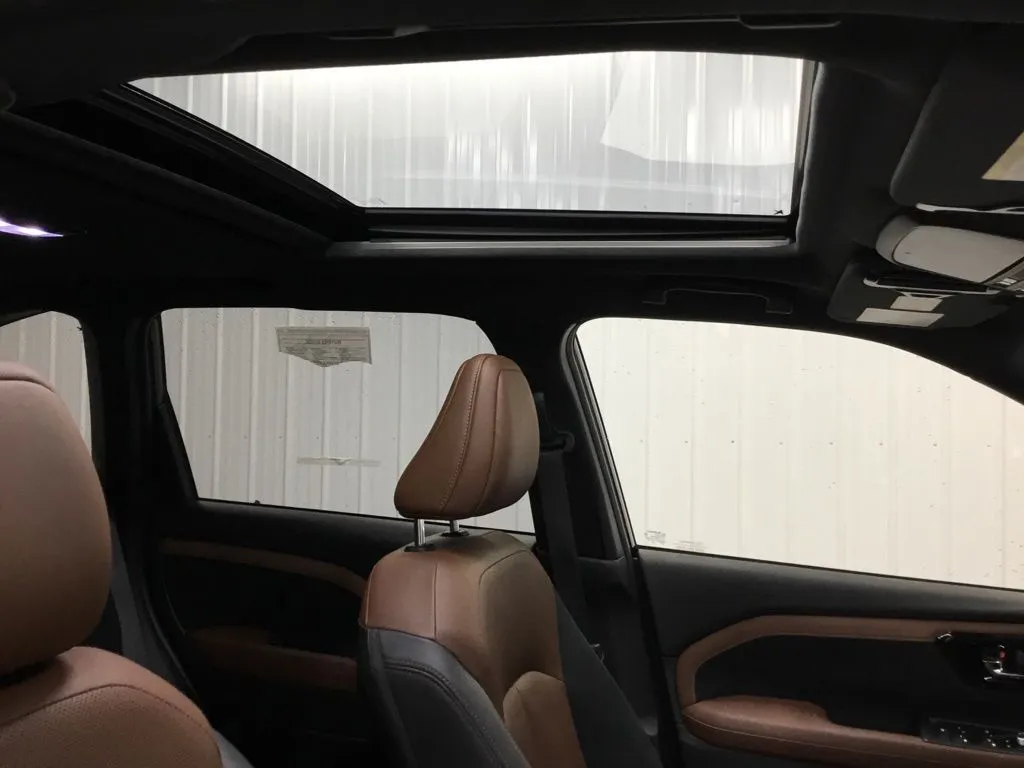 2025 Subaru Forester Touring - Photo 48