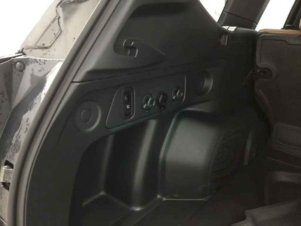 2025 Subaru Forester Touring - Photo 42