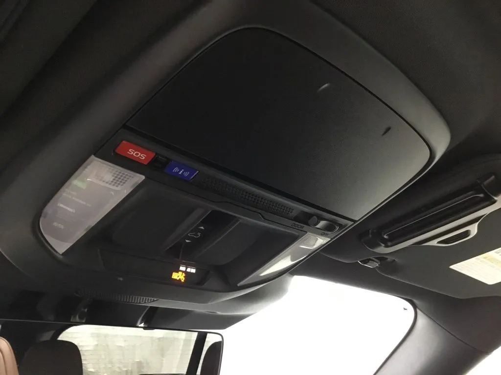 2025 Subaru Forester Touring - Photo 12