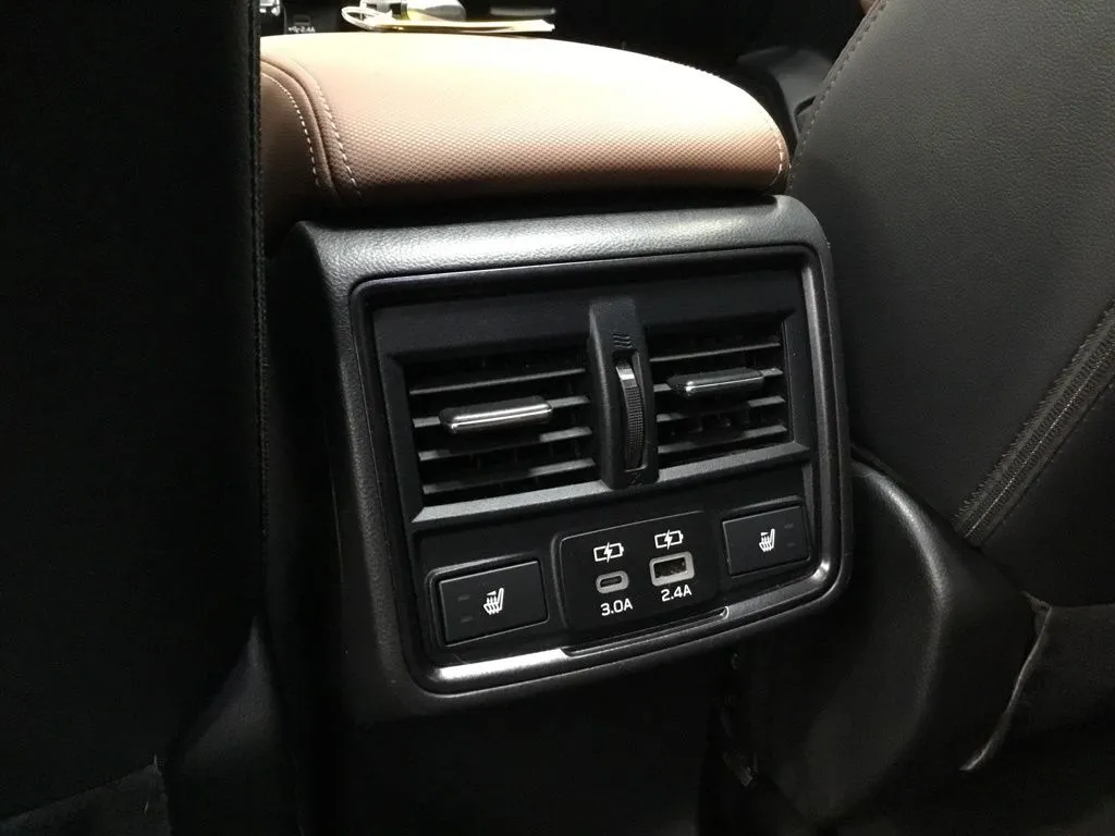 2025 Subaru Forester Touring - Photo 34