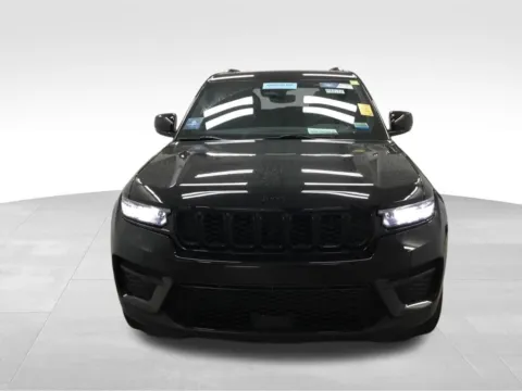 Another view of 2024 Jeep Grand Cherokee Altitude X for sale in Abrams, WI at Gregg Young Abrams Chrysler Dodge Jeep Ram