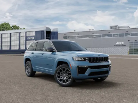 More photos of 2026 Jeep Grand Cherokee Summit at Gregg Young Abrams Chrysler Dodge Jeep Ram, WI