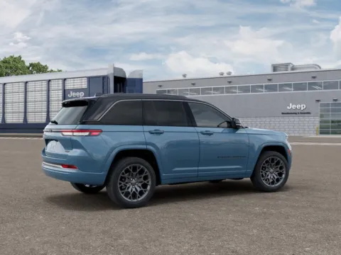 More photos of 2026 Jeep Grand Cherokee Summit at Gregg Young Abrams Chrysler Dodge Jeep Ram, WI