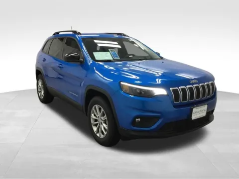 Another view of 2022 Jeep Cherokee Latitude Lux for sale in Abrams, WI at Gregg Young Abrams Chrysler Dodge Jeep Ram
