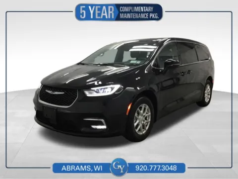 Black 2025 Chrysler Pacifica Select for sale in Abrams, WI