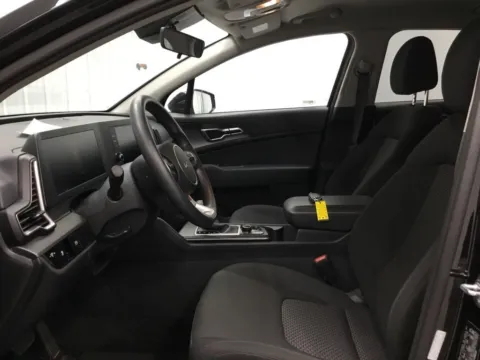 More photos of 2024 Kia Sportage LX at Gregg Young Abrams Chrysler Dodge Jeep Ram, WI