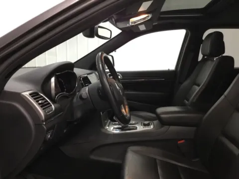 More photos of 2020 Jeep Grand Cherokee Limited at Gregg Young Abrams Chrysler Dodge Jeep Ram, WI