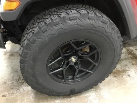 More photos of 2019 Jeep Wrangler Unlimited Sport S at Gregg Young Abrams Chrysler Dodge Jeep Ram, WI
