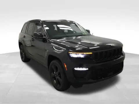 Another view of 2024 Jeep Grand Cherokee Limited for sale in Abrams, WI at Gregg Young Abrams Chrysler Dodge Jeep Ram