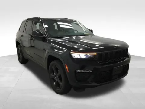 Another view of 2023 Jeep Grand Cherokee Limited for sale in Abrams, WI at Gregg Young Abrams Chrysler Dodge Jeep Ram