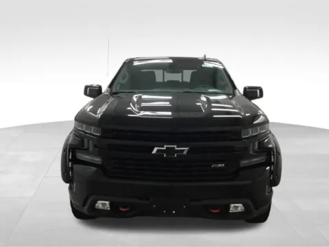 Another view of 2019 Chevrolet Silverado 1500 LT Trail Boss for sale in Abrams, WI at Gregg Young Abrams Chrysler Dodge Jeep Ram