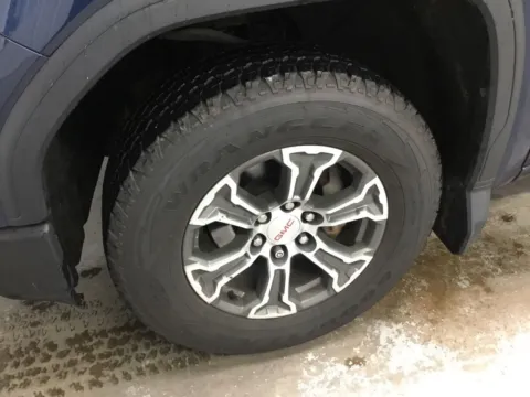 More photos of 2019 GMC Sierra 1500 at Gregg Young Abrams Chrysler Dodge Jeep Ram, WI