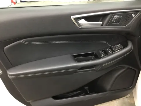 More photos of 2019 Ford Edge Titanium at Gregg Young Abrams Chrysler Dodge Jeep Ram, WI
