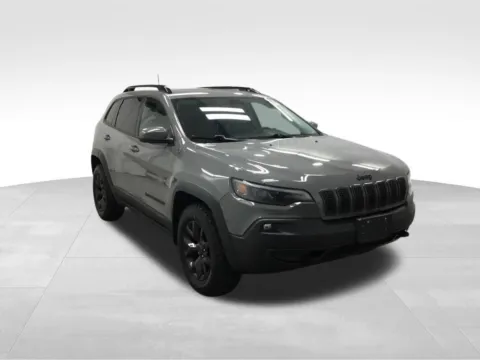 Another view of 2019 Jeep Cherokee Latitude for sale in Abrams, WI at Gregg Young Abrams Chrysler Dodge Jeep Ram