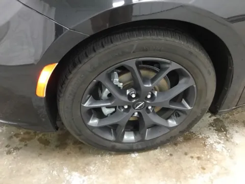 More photos of 2022 Chrysler Pacifica Limited at Gregg Young Abrams Chrysler Dodge Jeep Ram, WI