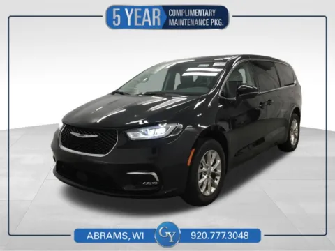 Black 2023 Chrysler Pacifica Touring L for sale in Abrams, WI