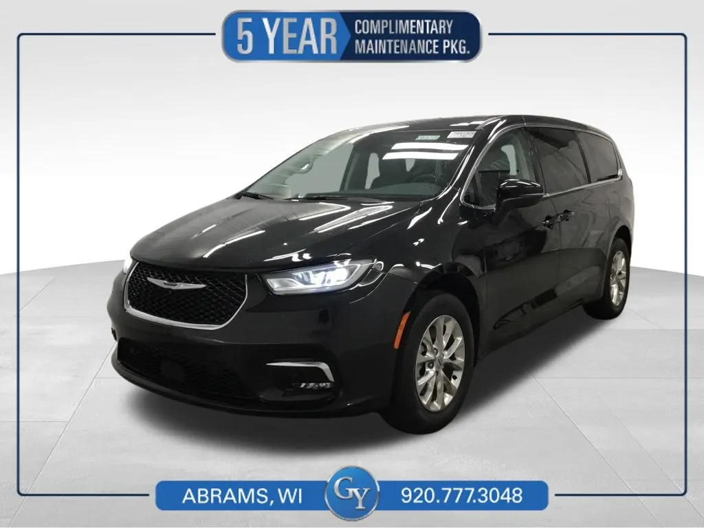 Black 2023 Chrysler Pacifica Touring L for sale in Abrams, WI
