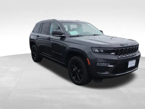 More photos of 2022 Jeep Grand Cherokee Limited at Gregg Young Abrams Chrysler Dodge Jeep Ram, WI
