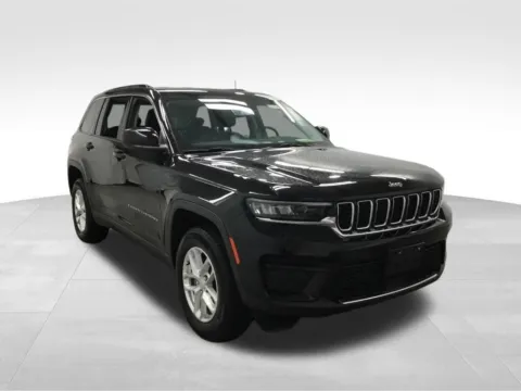 Another view of 2023 Jeep Grand Cherokee Laredo for sale in Abrams, WI at Gregg Young Abrams Chrysler Dodge Jeep Ram