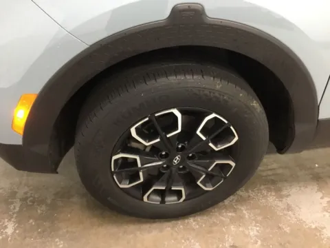 More photos of 2024 Hyundai Santa Cruz SEL at Gregg Young Abrams Chrysler Dodge Jeep Ram, WI