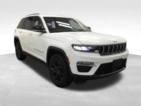 Another view of 2023 Jeep Grand Cherokee Limited for sale in Abrams, WI at Gregg Young Abrams Chrysler Dodge Jeep Ram