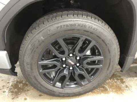 More photos of 2023 GMC Sierra 1500 Elevation at Gregg Young Abrams Chrysler Dodge Jeep Ram, WI