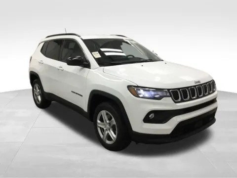More photos of 2023 Jeep Compass Latitude at Gregg Young Abrams Chrysler Dodge Jeep Ram, WI