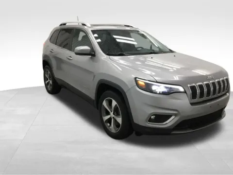 More photos of 2019 Jeep Cherokee Limited at Gregg Young Abrams Chrysler Dodge Jeep Ram, WI