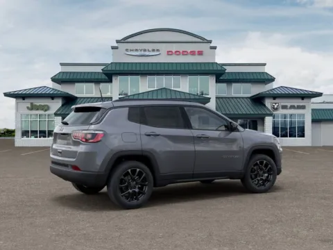 More photos of 2026 Jeep Compass Latitude at Gregg Young Abrams Chrysler Dodge Jeep Ram, WI