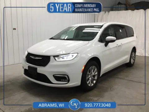 White 2023 Chrysler Pacifica Touring L for sale in Abrams, WI
