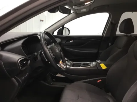 More photos of 2022 Hyundai Santa Fe XRT at Gregg Young Abrams Chrysler Dodge Jeep Ram, WI