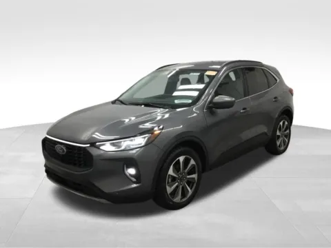 More photos of 2023 Ford Escape Platinum at Gregg Young Abrams Chrysler Dodge Jeep Ram, WI