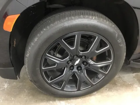More photos of 2021 Chevrolet Suburban High Country at Gregg Young Abrams Chrysler Dodge Jeep Ram, WI