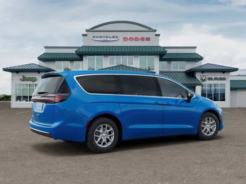 More photos of 2027 Chrysler Pacifica Select at Gregg Young Abrams Chrysler Dodge Jeep Ram, WI