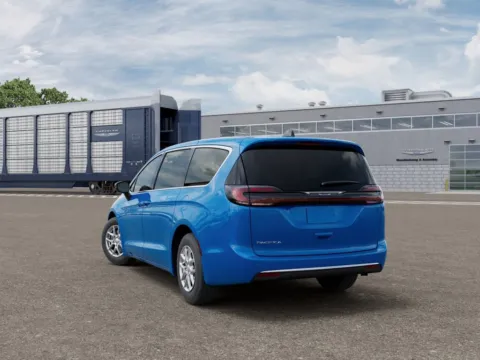 More photos of 2027 Chrysler Pacifica Select at Gregg Young Abrams Chrysler Dodge Jeep Ram, WI