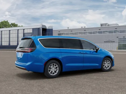More photos of 2027 Chrysler Pacifica Select at Gregg Young Abrams Chrysler Dodge Jeep Ram, WI