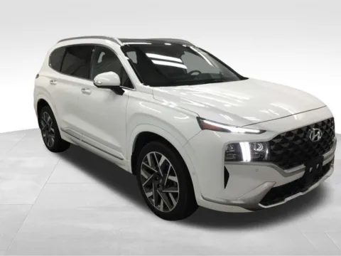 More photos of 2023 Hyundai Santa Fe Calligraphy at Gregg Young Abrams Chrysler Dodge Jeep Ram, WI