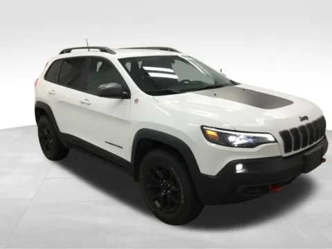 More photos of 2021 Jeep Cherokee Trailhawk at Gregg Young Abrams Chrysler Dodge Jeep Ram, WI