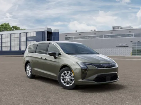 More photos of 2027 Chrysler Pacifica Select at Gregg Young Abrams Chrysler Dodge Jeep Ram, WI