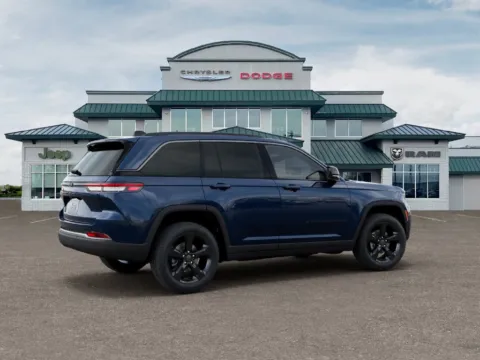 More photos of 2027 Jeep Grand Cherokee Limited at Gregg Young Abrams Chrysler Dodge Jeep Ram, WI