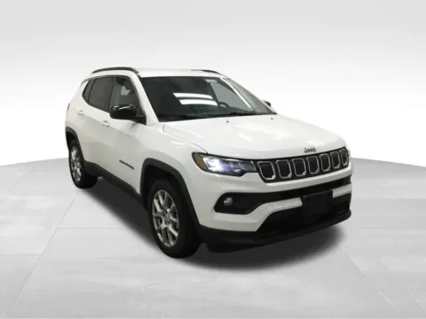 Another view of 2022 Jeep Compass Latitude Lux for sale in Abrams, WI at Gregg Young Abrams Chrysler Dodge Jeep Ram