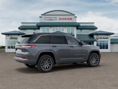 More photos of 2027 Jeep Grand Cherokee Summit at Gregg Young Abrams Chrysler Dodge Jeep Ram, WI