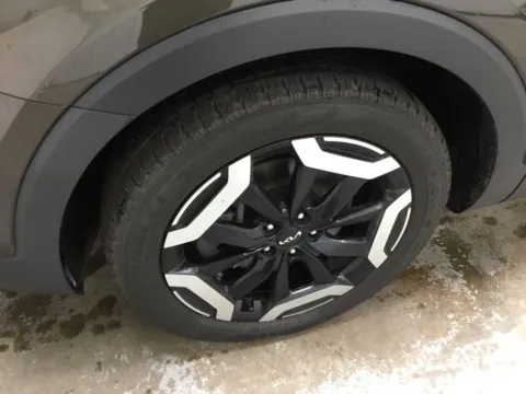 More photos of 2023 Kia Telluride EX at Gregg Young Abrams Chrysler Dodge Jeep Ram, WI