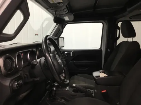 More photos of 2018 Jeep Wrangler Unlimited Sport S at Gregg Young Abrams Chrysler Dodge Jeep Ram, WI