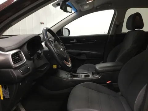 More photos of 2016 Kia Sorento LX at Gregg Young Abrams Chrysler Dodge Jeep Ram, WI