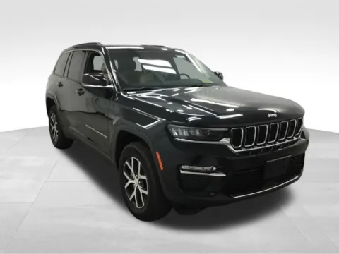 Another view of 2025 Jeep Grand Cherokee Limited for sale in Abrams, WI at Gregg Young Abrams Chrysler Dodge Jeep Ram