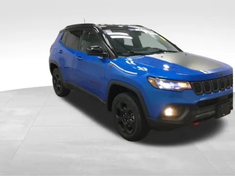 More photos of 2023 Jeep Compass Trailhawk at Gregg Young Abrams Chrysler Dodge Jeep Ram, WI